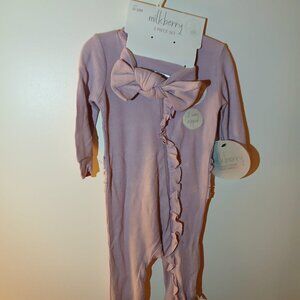 Lavender Milkberry 2 Piece set with Pajama and bow Size 0-3 months
